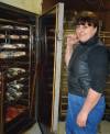 магазин рыбы в волгодонске на набережной. s06858280. магазин рыбы в волгодонске на набережной фото. магазин рыбы в волгодонске на набережной-s06858280. картинка магазин рыбы в волгодонске на набережной. картинка s06858280. Рыбный цех основан в 1999 году. Предприятие расположено в г. Волгодонске недалеко от Цимлянского водохранилища в котором обитает самая жирная и вкусная рыба: лещ, густера, плотва, толстолобик, чехонь, окунь, судак, рыбец, карась, сом и т.д.